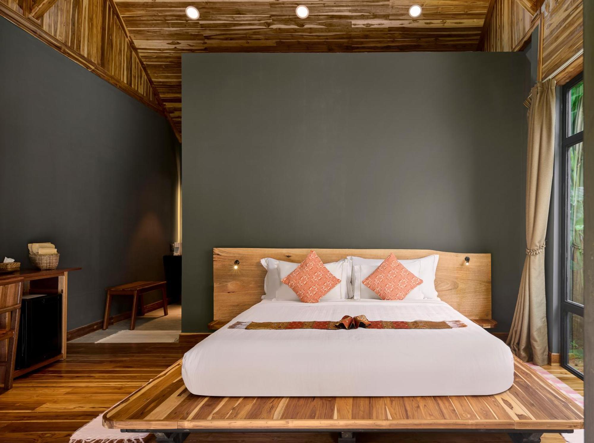 The Namkhan, A Small Luxury Hotel Of The World Luang Prabang Exterior foto